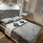 Stan Na Dan-apartman Smile Lukavica Appartamento