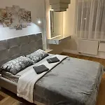 Appartamento Stan Na Dan-apartman Smile Lukavica *