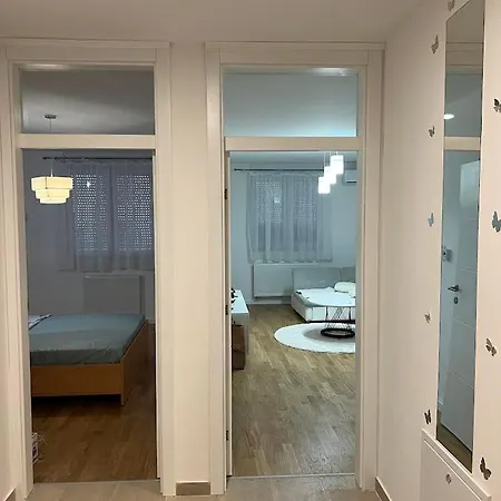 Stan Na Dan-apartman Smile Lukavica *