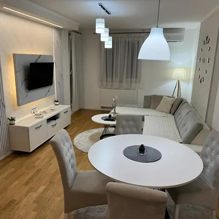 Stan Na Dan-apartman Smile Lukavica Sarajevo