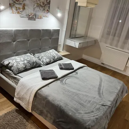 Stan Na Dan-apartman Smile Lukavica Apartmán