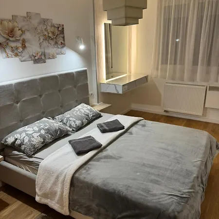 Apartmán Stan Na Dan-apartman Smile Lukavica *