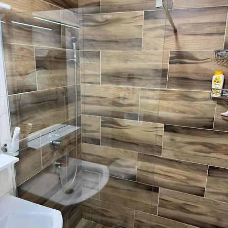 Stan Na Dan-apartman Smile Lukavica * Sarajevo